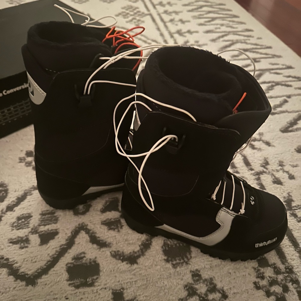 Women’s ThirtyTwo Prion Snowboarding Boots Black/Silver
